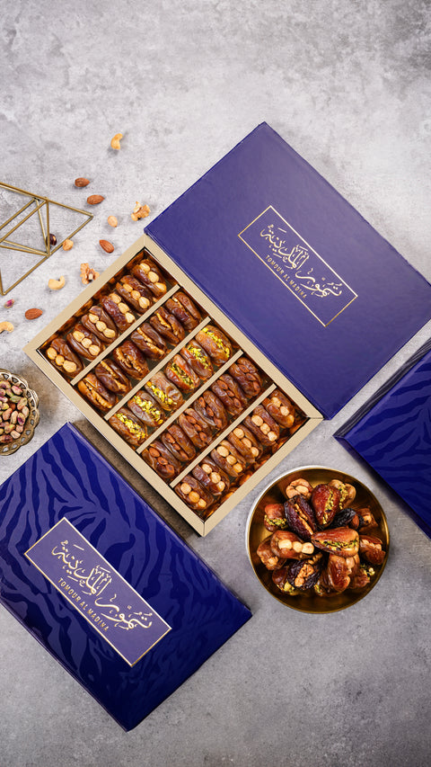 A luxurious Sukari box with fillings